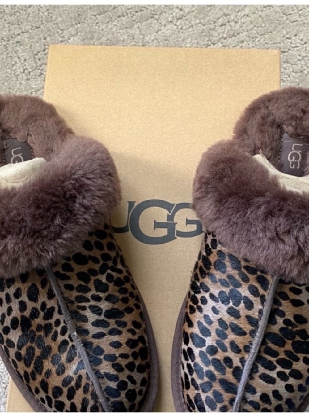 UGG Leopard-Print Calf-hair Sheepskin Slip-On Slippers - Picture 1 of 8